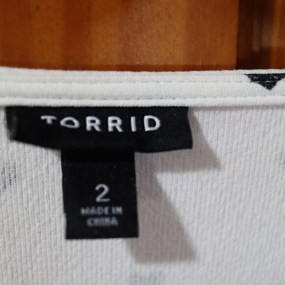 Torrid Black White Mini Dress 2X - Cap Sleeve Heart Polka Dot LoveCore - Picture 10 of 11